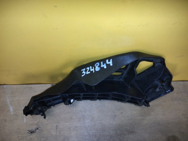 Кронштейн/кріплення переднього бампера праве TOYOTA AURIS 13-18 5253502050 — 2