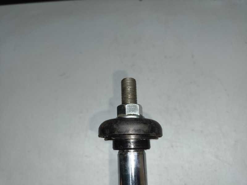 Амортизатор передній правий TOYOTA PRIUS C/AQUA 11-14 48510-52J30 — 2