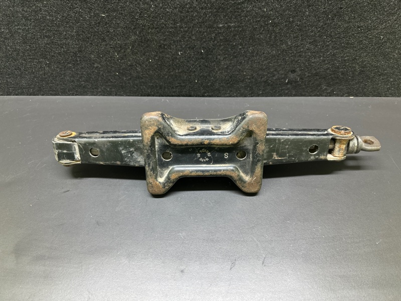 Домкрат FORD ESCAPE 00-06 5L8Z-17080-AC — 3