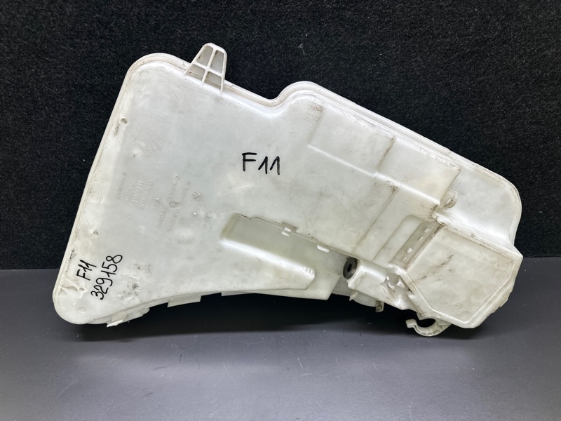 Бачок омивача BMW 5 SERIES 10-17 61 66 7 269 669 — 2