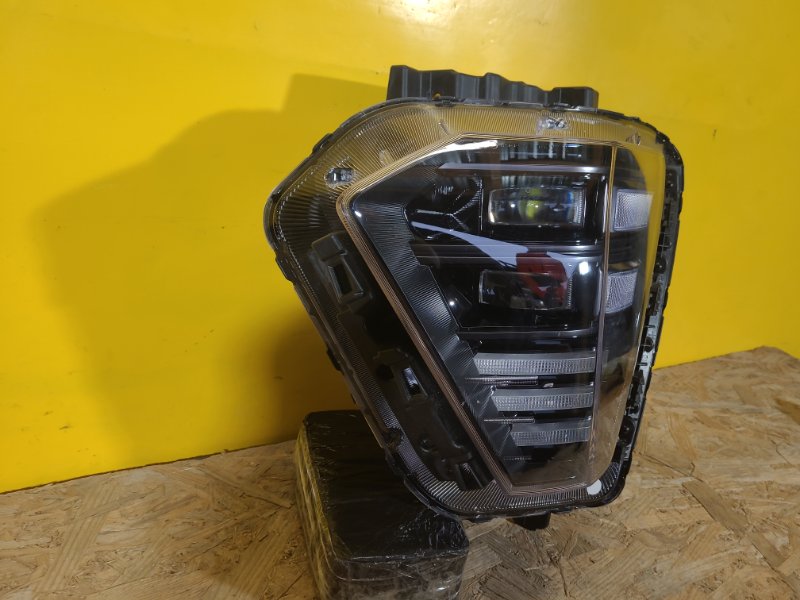 Фара ліва HYUNDAI KONA SX2  23- BE92161110 — 3