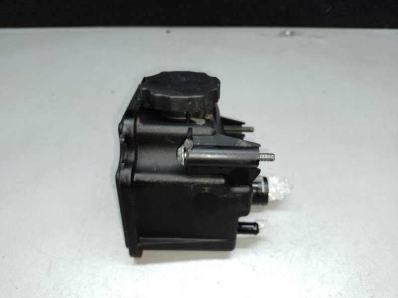 Бачок гідропідсилювача керма MERCEDES E-CLASS W211 02-09 A 000 460 09 83 — 2