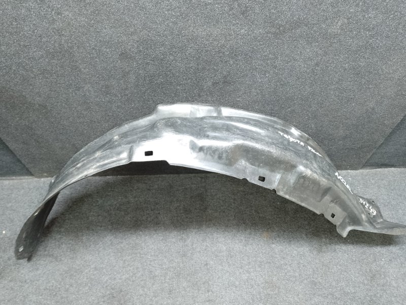 Підкрилок передній правий TOYOTA FORTUNER 05 - 15 538750K010