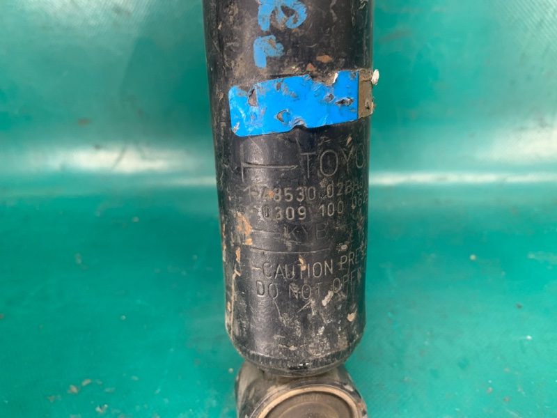 Амортизатор задній правий TOYOTA COROLLA E16 13- 48530-02B90 — 3