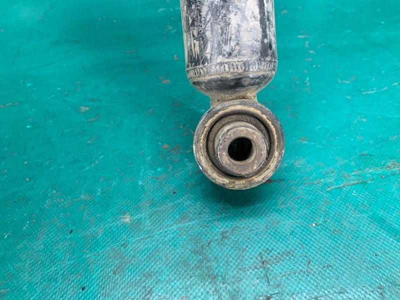 Амортизатор задній правий TOYOTA AURIS 06-12 48530-09N80 — 5