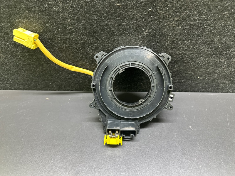 Шлейф Airbag TOYOTA TACOMA 95-04 84306-0C010 — 3