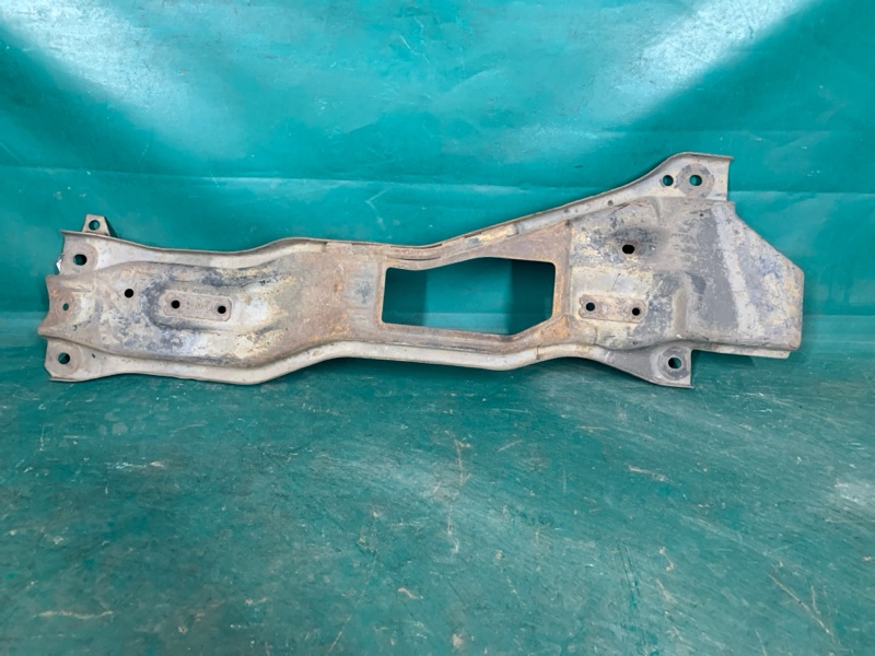 Балка двигуна поздовжня KIA RIO DC 2000-2005 21710-FD800