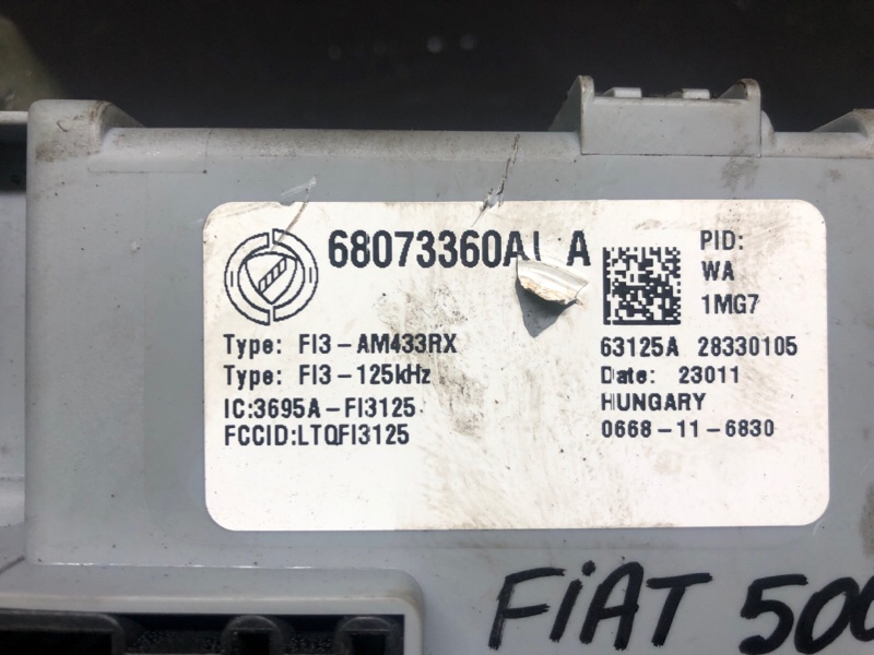 Блок запобіжників салон FIAT 500 (312/FF) 07-19 68073360AL — 4
