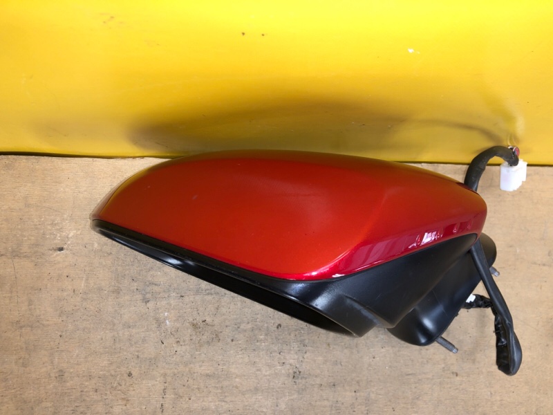Дзеркало ліве TOYOTA COROLLA 18- 87940-02L40 — 3