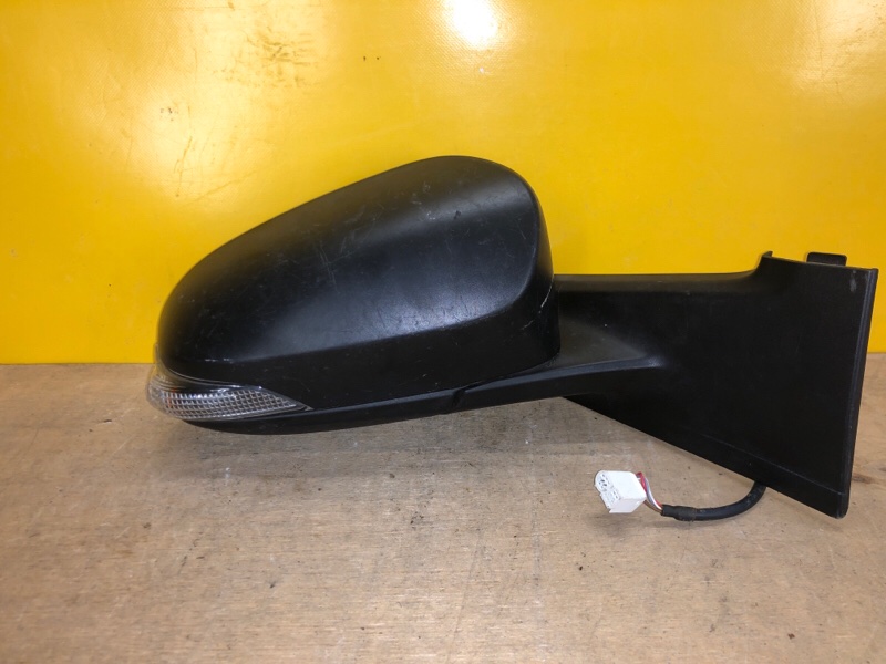 Дзеркало праве TOYOTA YARIS 11-20 87910-0D600 — 4