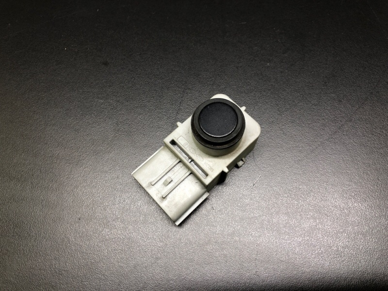 Датчик парктроніка передній HYUNDAI GRANDEUR HG 11-16 95720-3V006