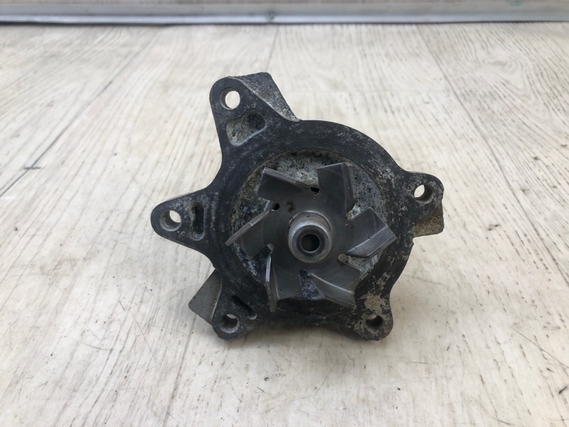 водяний насос TOYOTA PRIUS - 11 97-03 1610029155 — 2