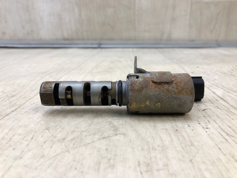Клапан зміни фаз ГРМ TOYOTA PRIUS - 11 97-03 1533021011 — 2