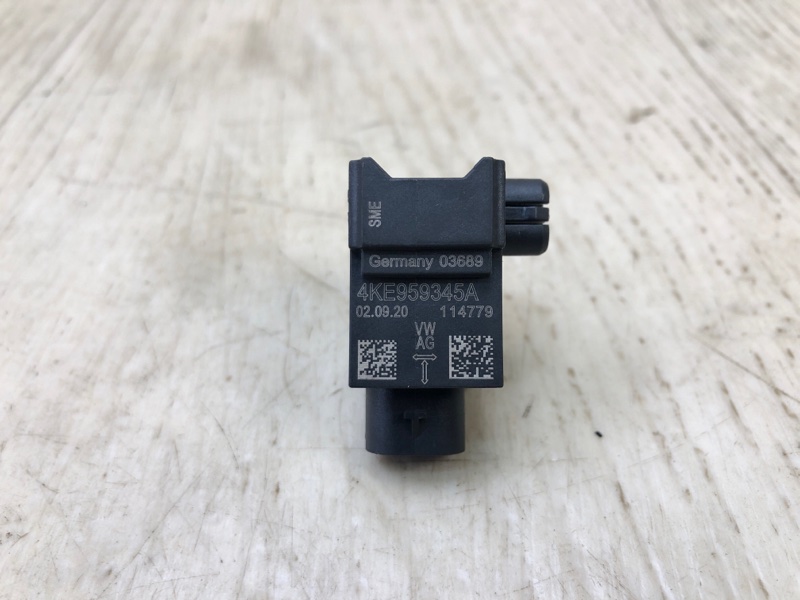 Датчик удару AUDI Q8 E-TRON 19- 4KE959345A — 5