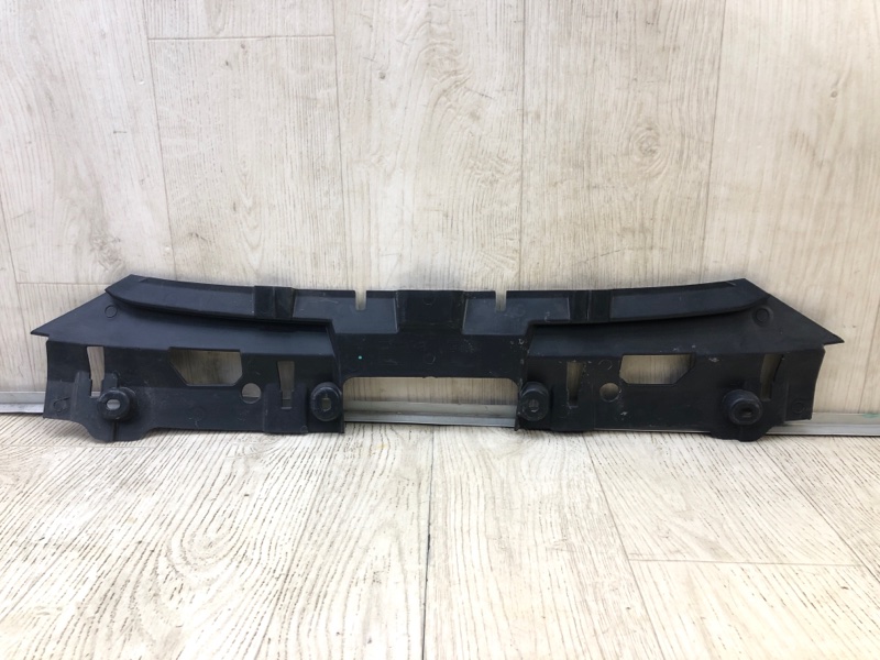 Накладка передньої панелі верх AUDI Q8 E-TRON 19- 4KE8070829B9 — 2
