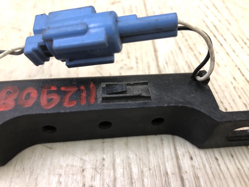 Антена NISSAN LEAF 10-17 285E4-C990A — 4