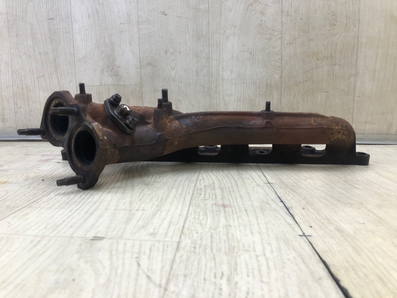 Колектор випускний TOYOTA SUPRA 86-92 1714143010 — 2