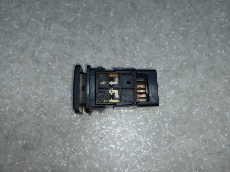 Кнопка Парктроніка TOYOTA CAMRY 40 06-11 84490-33020 — 2