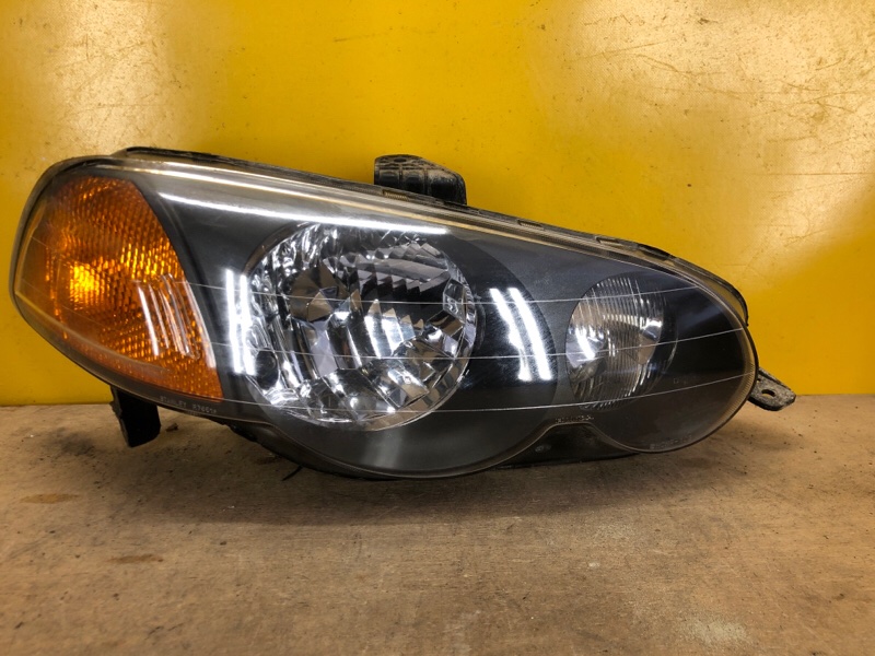 Фара права HONDA HR-V 98–05 33101S2HG01