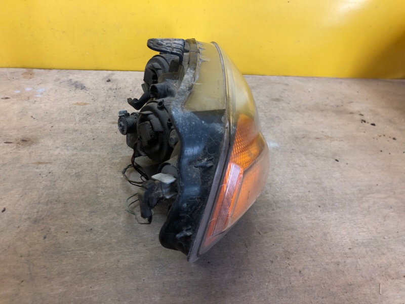 Фара права HONDA HR-V 98–05 33101S2HG01 — 5