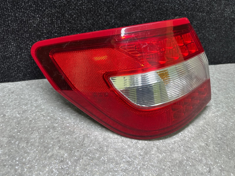 Ліхтар зовнішній лівий LINCOLN MKZ 07-09 6H6Z-13405-B — 3