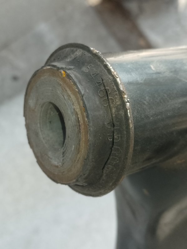 Балка передньої підвіски NISSAN QASHQAI 07-14 54400-1YA1A — 3