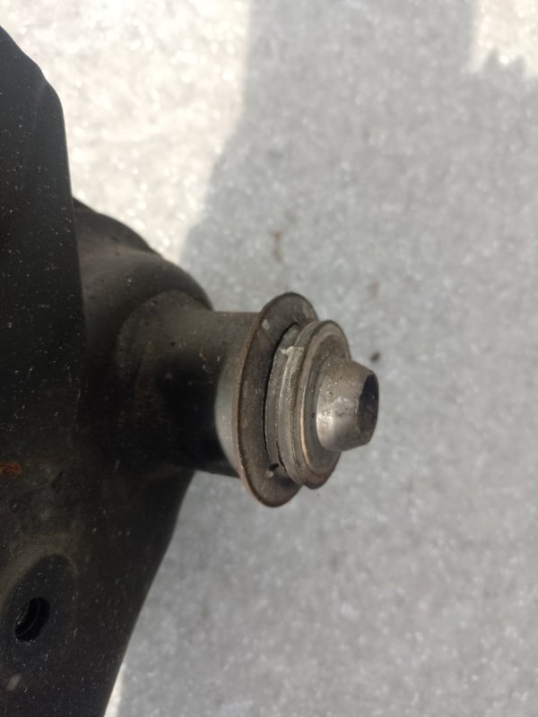 Балка передньої підвіски NISSAN QASHQAI 07-14 54400-1YA1A — 5