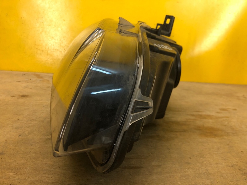 Фара права BMW X6 (E71) 07-14 63117287010 — 5