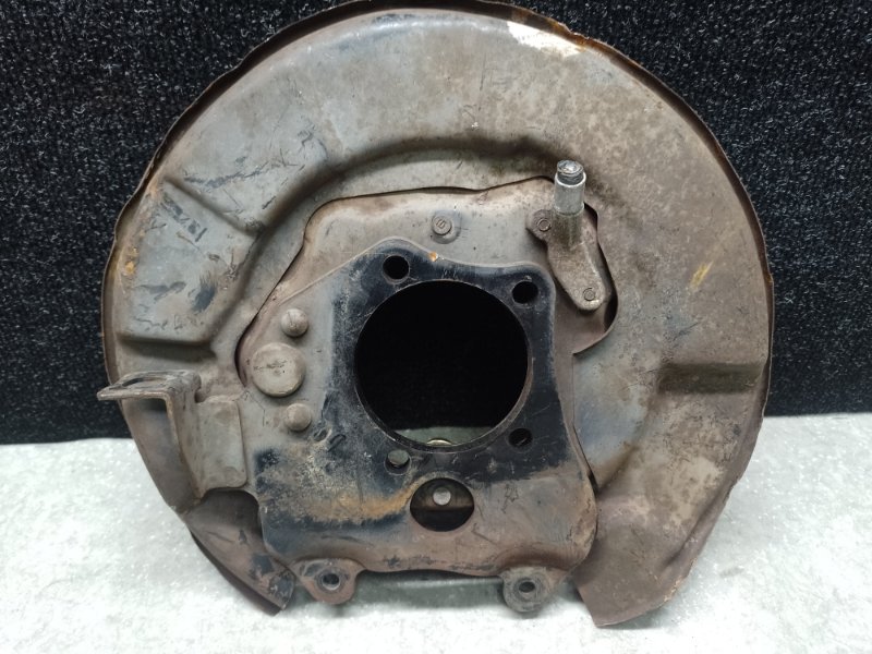 Гальмівний механізм задній лівий TOYOTA RAV4 00-05 46504-42021 — 2