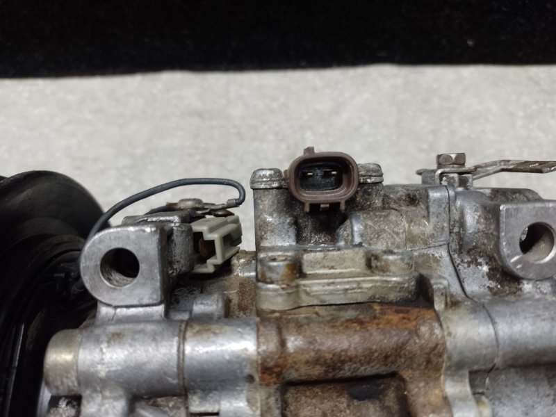 Компресор кондиціонера TOYOTA COROLLA E100 91-95 142500-2310 — 4