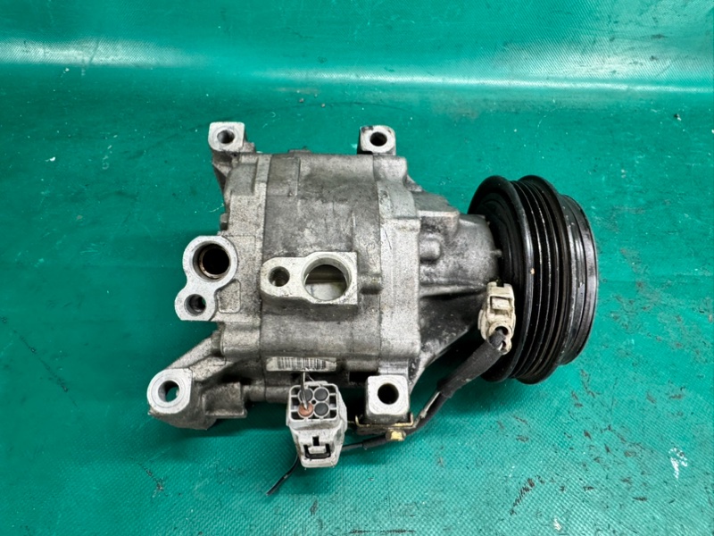 Компресор кондиціонера TOYOTA YARIS 00-05 88320-52400
