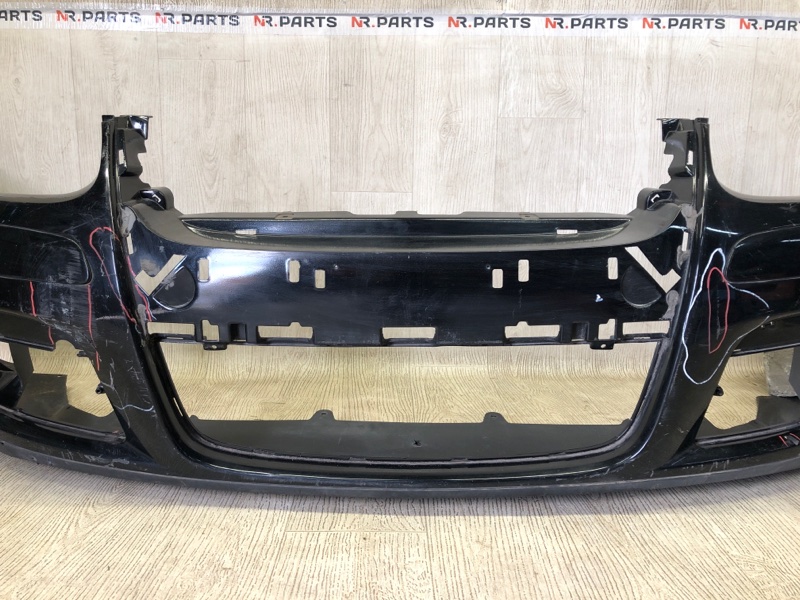 Бампер передній VOLKSWAGEN JETTA 05-10 1K0 807 217 A — 3
