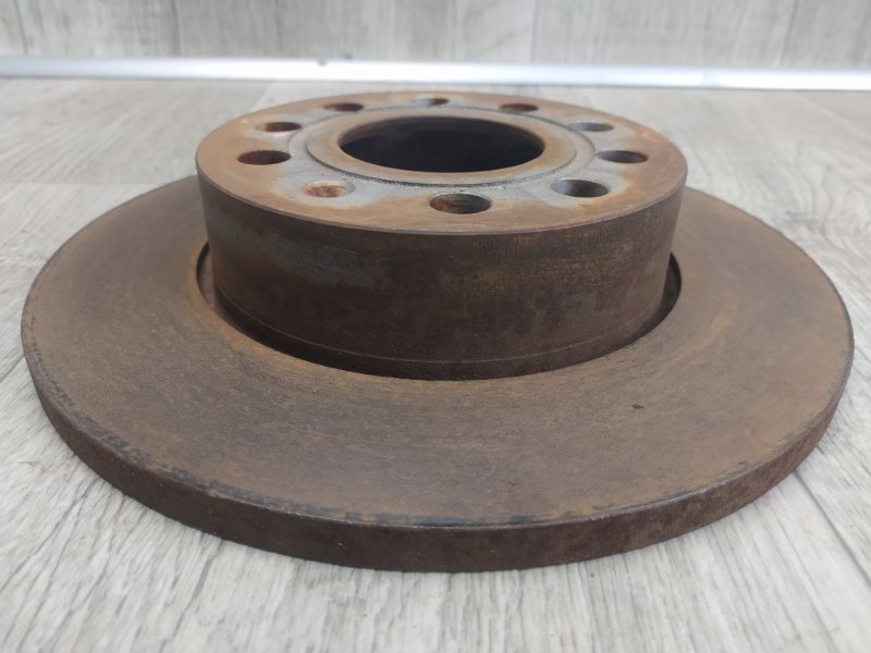Гальмівний диск задній VOLKSWAGEN JETTA 05-10 1K0615601AC — 3