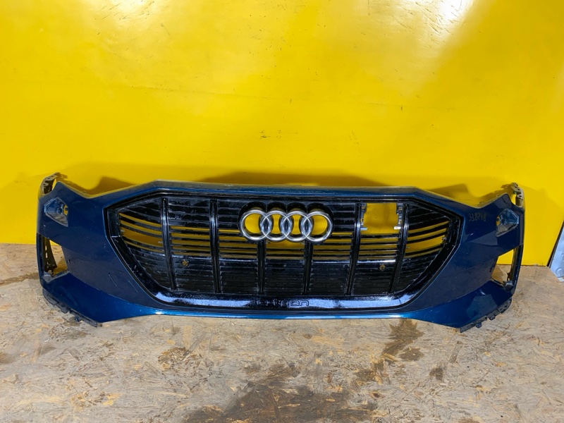 Бампер передній AUDI Q8 E-TRON 19- 4KE 807 065 GRU