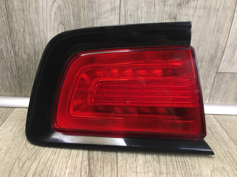 Ліхтар внутрішній лівий DODGE CHARGER 11-15 57010415AF