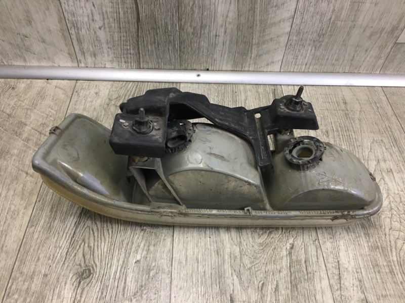 Фара ліва CHEVROLET SUBURBAN 00-06 16526133 — 5
