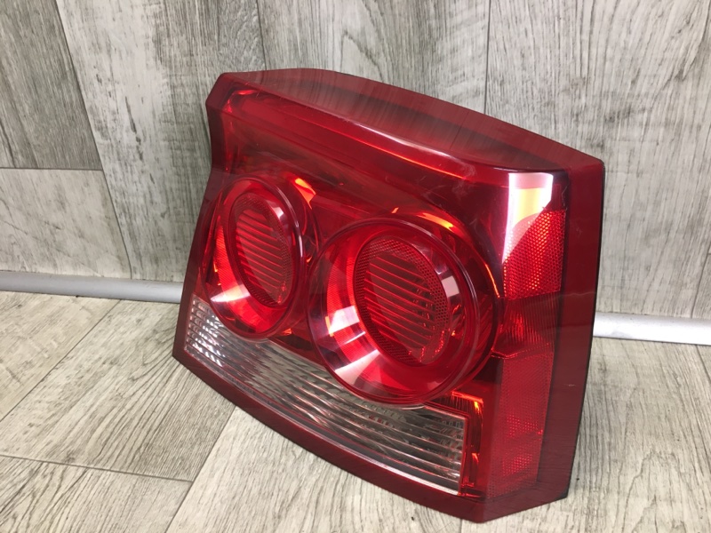 Ліхтар зовнішній правий DODGE CHARGER 05-10 4806448AC — 3