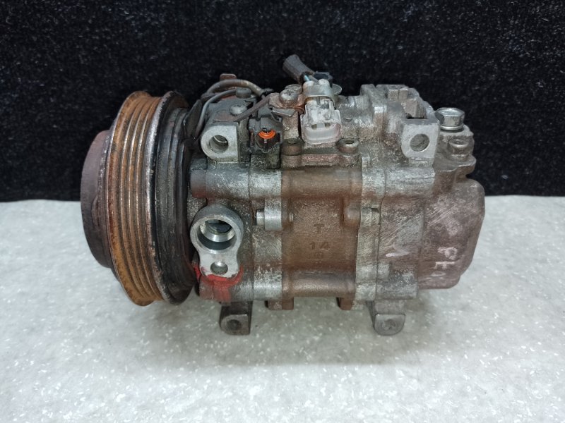 Компресор кондиціонера SUBARU LEGACY 98-03 BH/BE 73111AC002