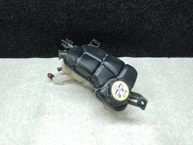 Бачок розширювальний VOLVO XC70 07-16 31200321