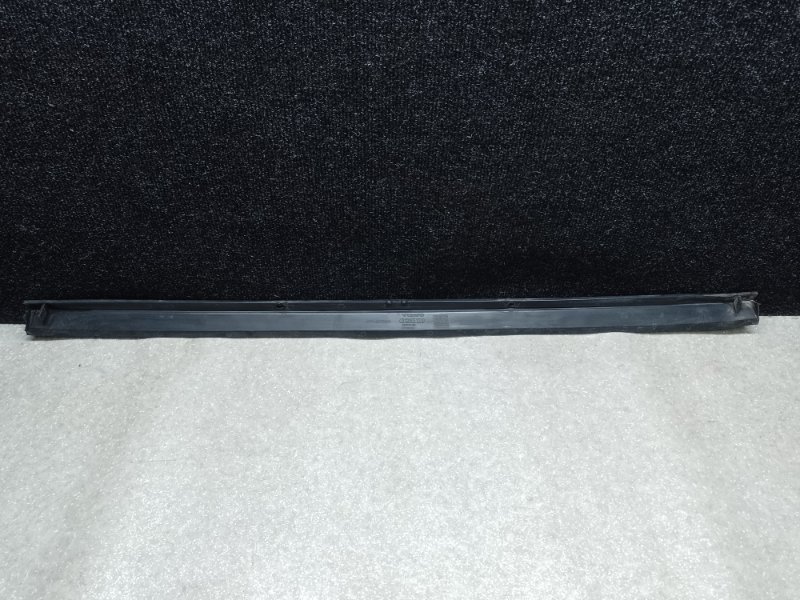 Дефлектор радіатора VOLVO XC70 07-16 31265124