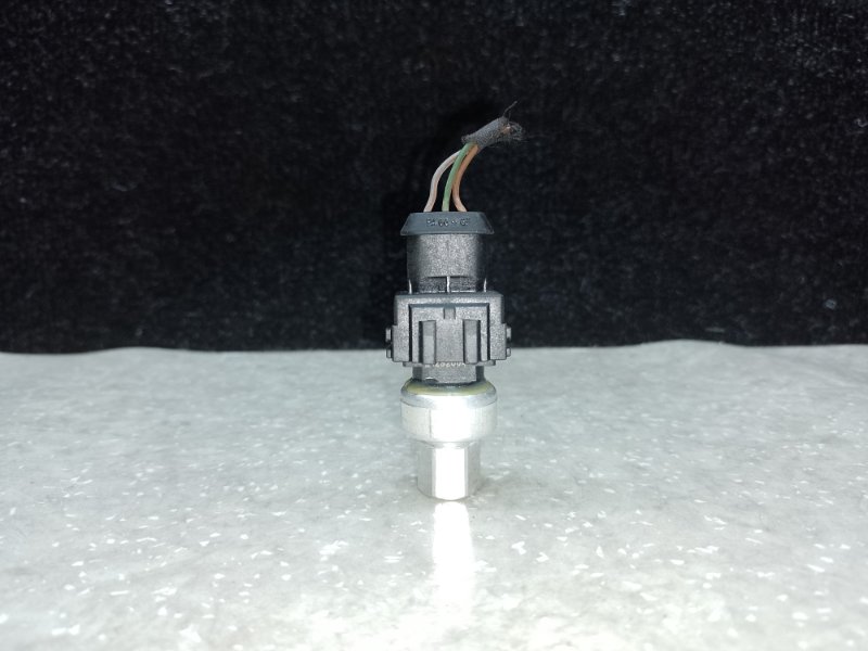 Датчик тиску кондиціонера VOLVO XC70 07-16 31292004 — 3