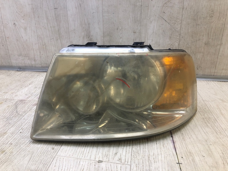 Фара ліва FORD EXPEDITION 03-06 6L1Z-13008-BA