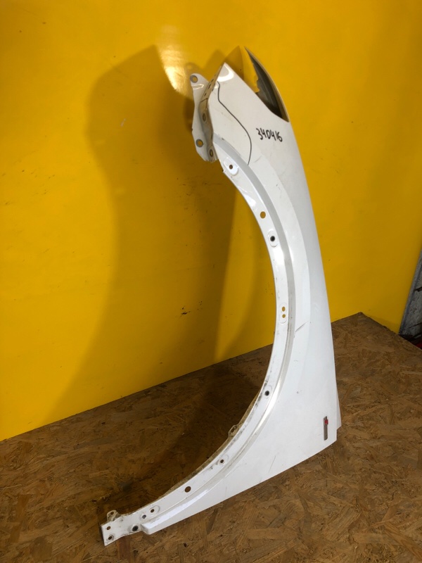 Крило переднє ліве AUDI Q3 18- 83A 821 021 — 5