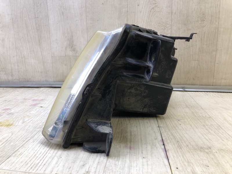 Фара права FORD F-150 2004–08 7L3Z-13008-FA — 2