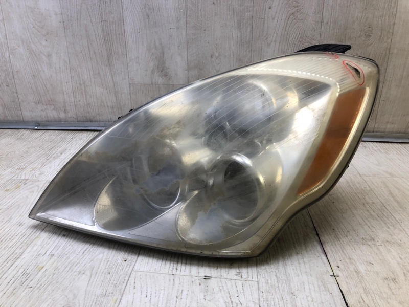 Фара ліва HYUNDAI ENTOURAGE 06-09 921014J000 — 2