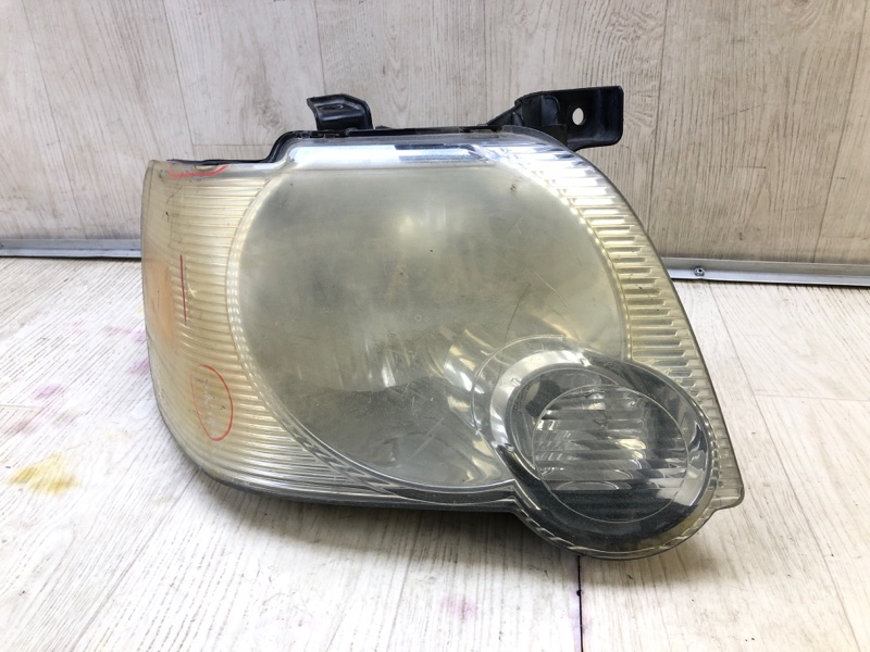 Фара права FORD EXPLORER 05-10 6L2Z-13008-AA — 2