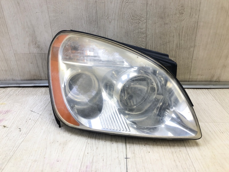 Фара права KIA CARENS/RONDO 06-12 92102-1D030
