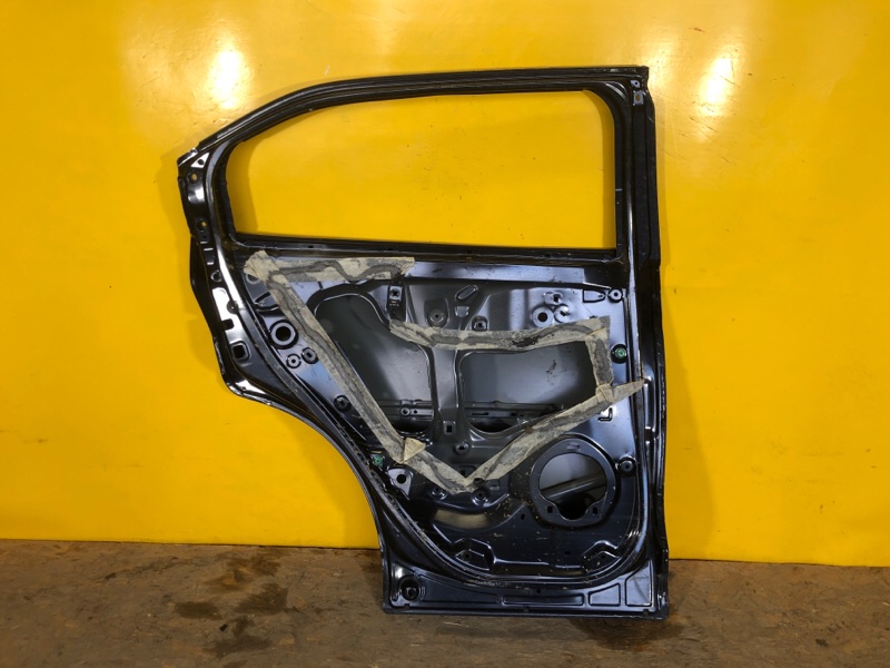 Двері задні ліві HONDA HRV 21- 67550-T7W-A00ZZ — 4