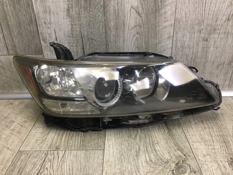 Фара права SCION TC 10-13 81130-21200
