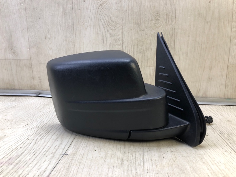 Дзеркало праве JEEP LIBERTY 07-12 57010076AB